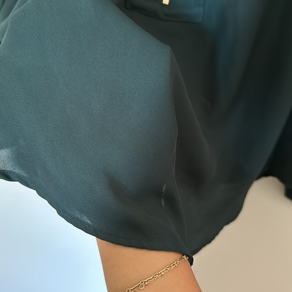 Dynamite Long Sleeve Blouse with Gold Front zipper - Picture 7 of 7